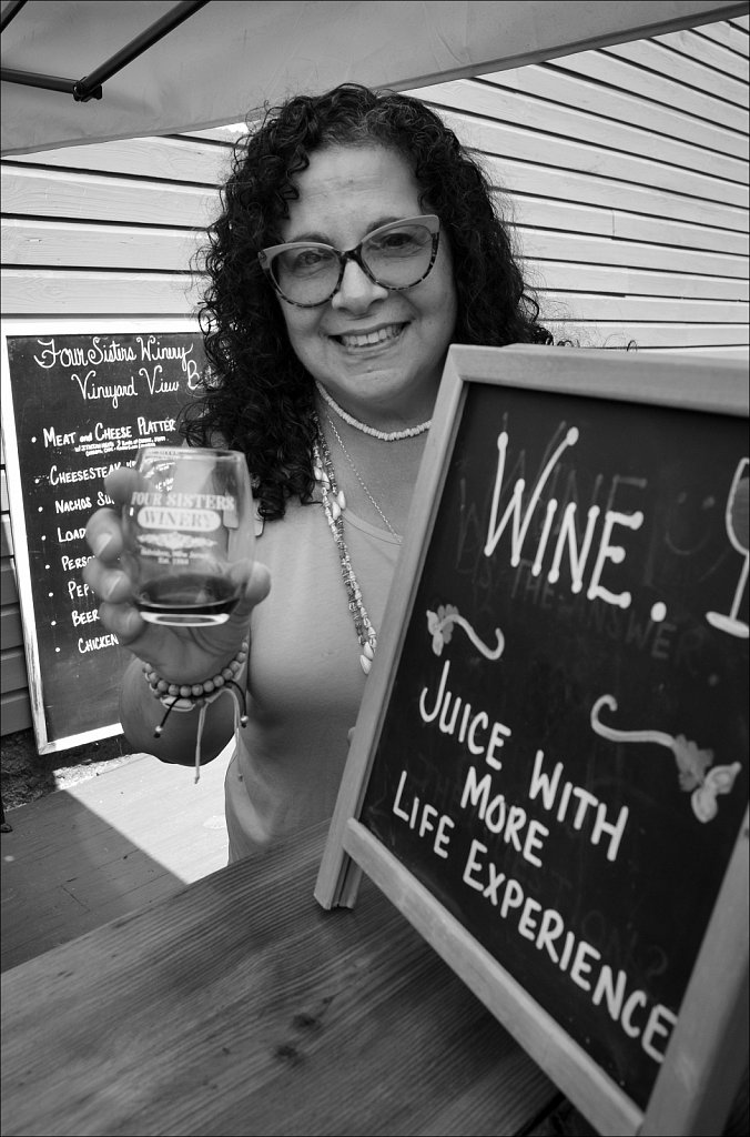 Four Sisters Winery